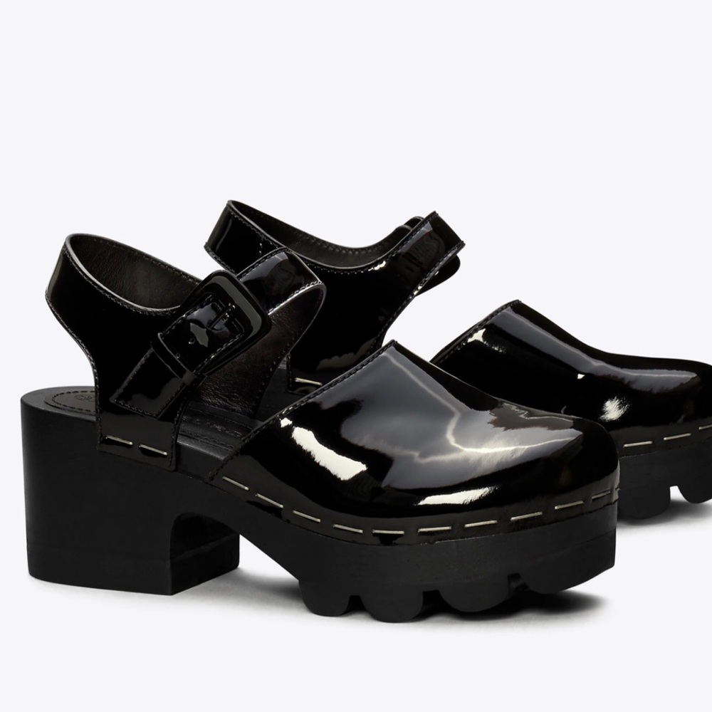 Tory Burch Women's Lug-Sole Clog. Size 9.5. Nee never worn.